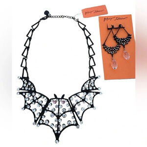 BETSEY JOHNSON Halloween Black Matte Bat Crystal-Studded Necklace & Earrings NWT